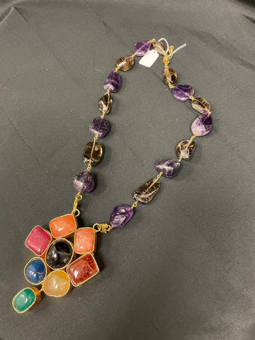 JP179 - Semi-precious stone Necklace with Pendant