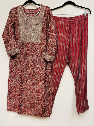 RFSS788 - Muslin Kurti in Maroon with Kalamkari print and Heavy Embroidery on Yoke and sleeves. Comes with printed Maroon pants.
