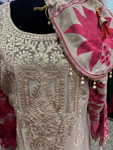 Pnk445: Beautiful long kurti with potli