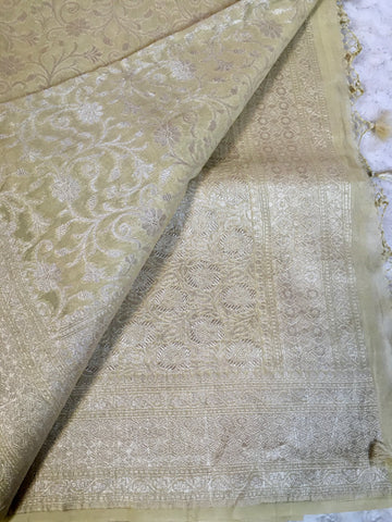 BKS 003  Banarasi Chiffon Sari with Gold Zari work. Comes with Unstitched Blouse.