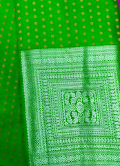 KSS402 Pure handloom kanchipuram silk Saree in green with gold and silver zari border. Comes with stitched blouse size 40,