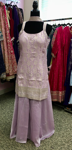AFL2027- Banarasi silk suit come with gold Zaria work on top.Comes with sharara pant and necklace dupatta.