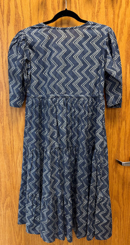 JPD022-Long blue dress with white pattern