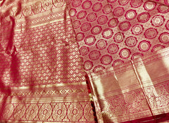 KSS502 Pure kanchipuram handloom  silk Saree in red color with gold zari border. comes with stitched blouse size 40,can be altered to 44 size.