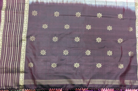 KSS431 Pure handloom kanchipuram silk Saree in pink with brown gold zari border.comes with stitched blouse size 40,can be altered to 44 size.