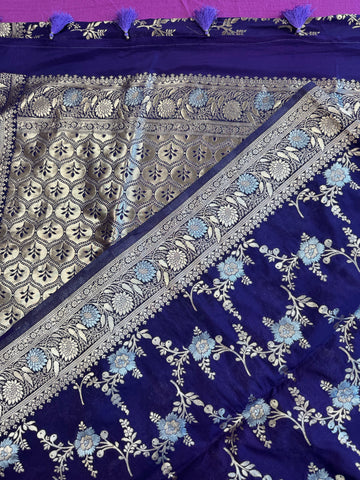 Banarasi Tussari georgette saree in Blue with gold and silver zari border.Fall peco done. Comess with stitched blouse size 38 can be altered up to 44 size.