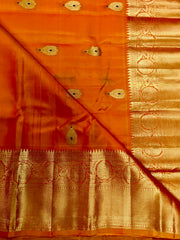 KSS434 Pure handloom kanchipuram silk Saree in yellow with gold zari border. Comes with stitched blouse size 40