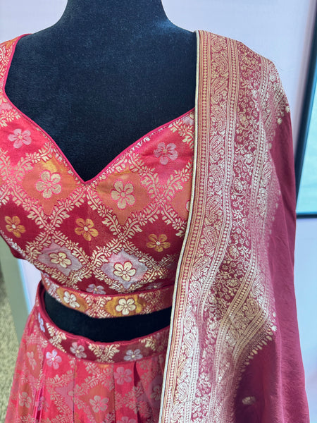 AFL3009: Beautiful red lehenga
