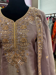 Pnk437: Beautiful kurti with sharara pants and dupatta