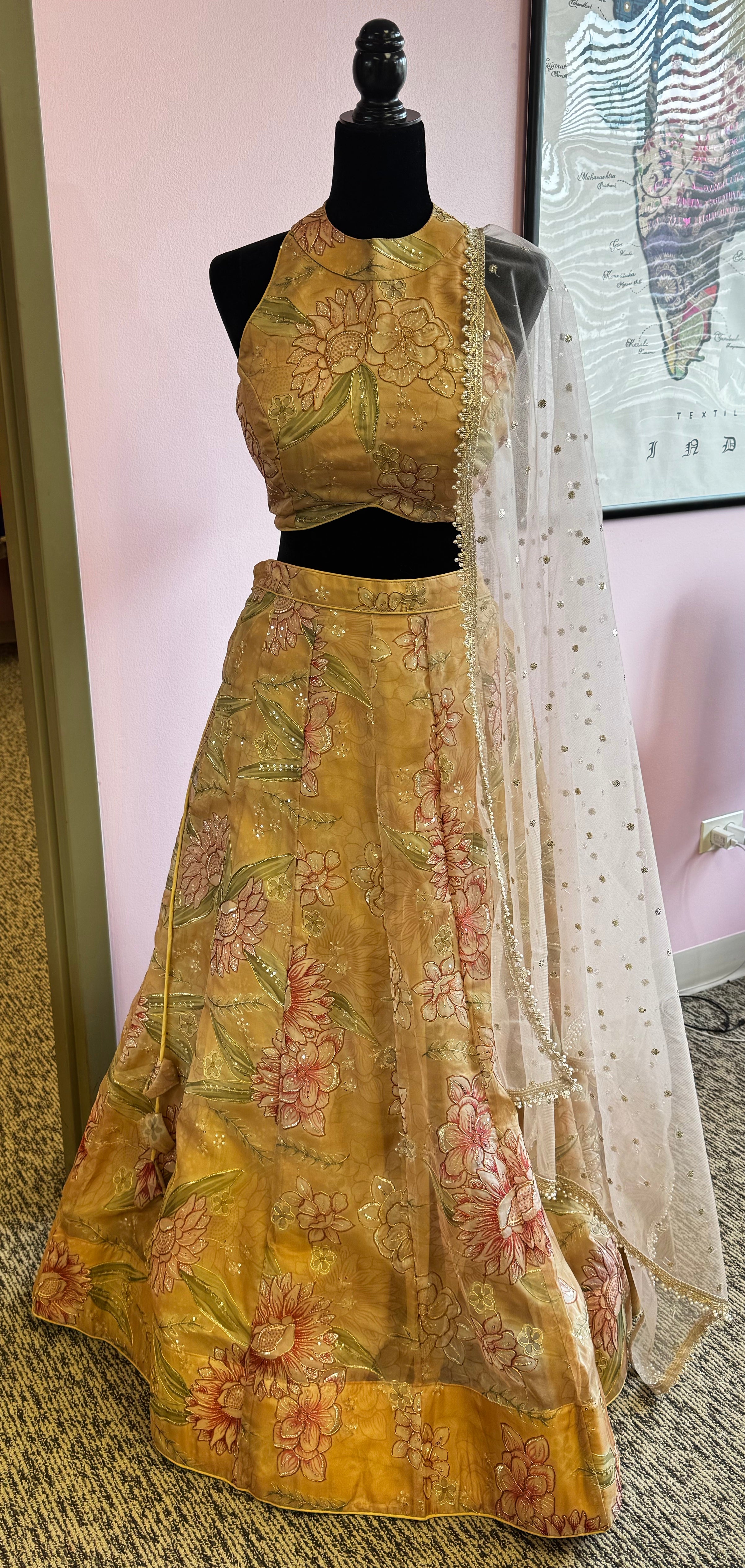 AFL6007: Beautiful peach lehenga