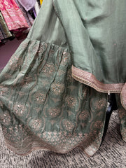 Pnk439: Beautiful kurti with gharara pants and dupatta