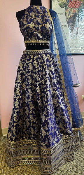 AFL7001: Beautiful purple halter neck lehenga