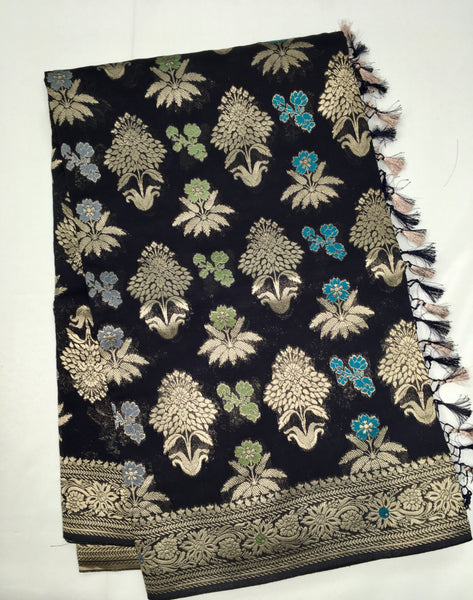 BKS106 Banarasi Georgette saree in black. Comes with stitched blouse size 38 can be altered to size 42. Fall peco done.