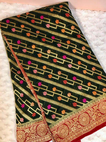 BKS002- Georgette Meenakari Banarasi  saree with Gold Zari work. Comes with unstitched Blouse.