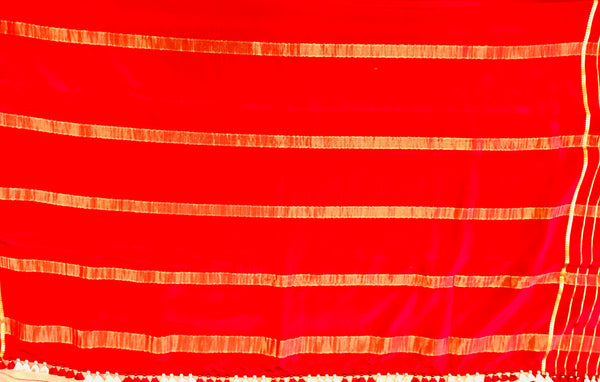 AMS1014 Pure Mysore Crepe silk Saree in pink color with red gold zari border. Comes with unstitched blouse.