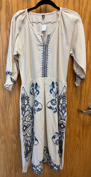 JPD015-White long cotton dress with blue embroidery and pockets