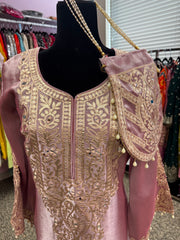 Pnk446: Beautiful Long kurti with potli