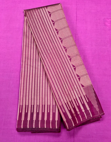 KSS442 Pure handloom kanchipuram silk Saree in purple with gold zari border. Comes with stitched blouse size 40
