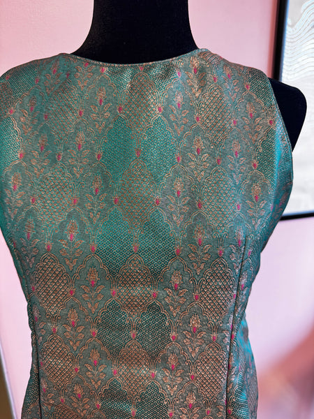 AFL8021: Beautiful short kurti