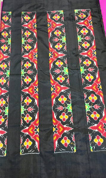 SKH139 PURE HANDLOOM SILK IKKAT SAREE IN BLACK WITH PLAIN BLACK SILK BORDER