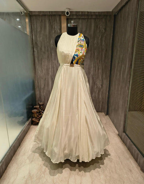 Ori041: Long white gown