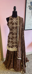 AFL8017: Beautiful gharara set