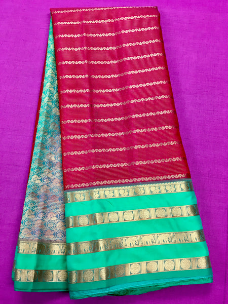 KSS419 kanchipuram silk Saree in red and green border.comes with stitched blouse size 40,can be altered to 44 size.Fall peco don.