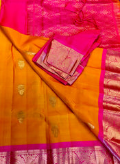 SKH145 KANCHIPURAM HANDLOOM PURE SILK SAREE IN YELLOW WITH PINK ZARI BORDER AND PALLU