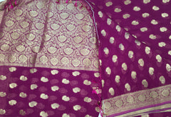 BKS111 Banarasi Georgette saree in pink. Comes with stitched blouse size 38 can be altered to size 42. Fall peco done.