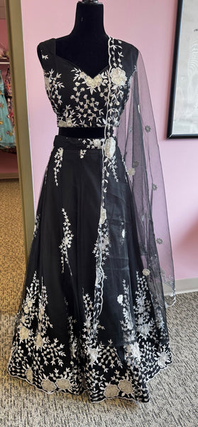 AFL6011: Beautiful black lehenga
