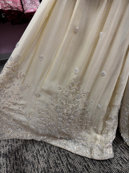 Pnk448: Beautiful white kurti with sharara pants and dupatta
