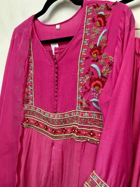 RBD025- Pink heavy party wear suit with dupatta.